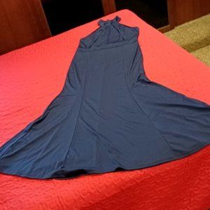 Evening dress - NEVER WORN